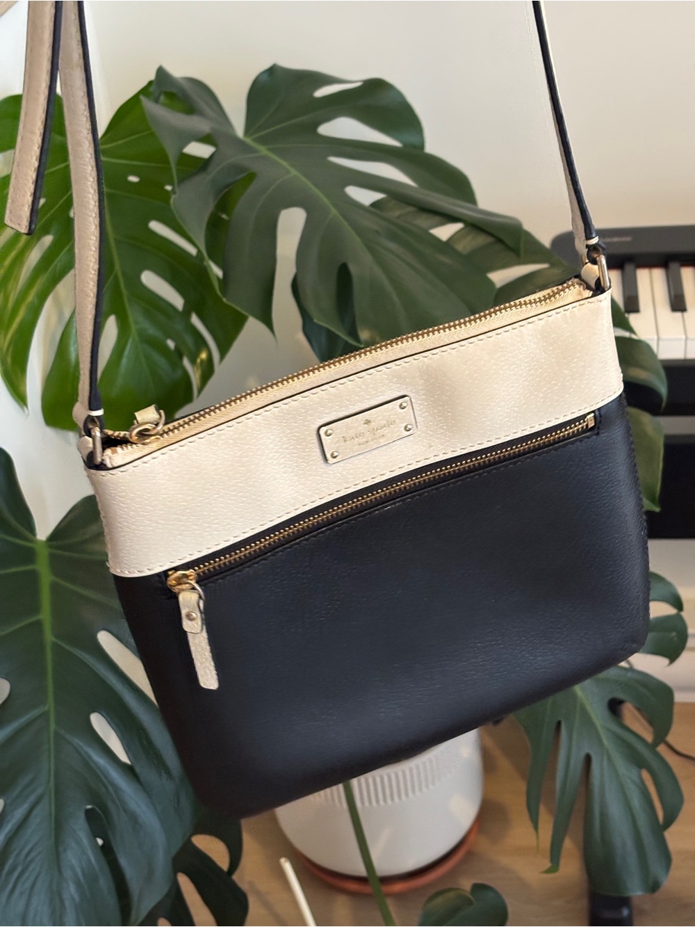 Kate Spade Two-Tone Leather Crossbody Bag in Black and Cream